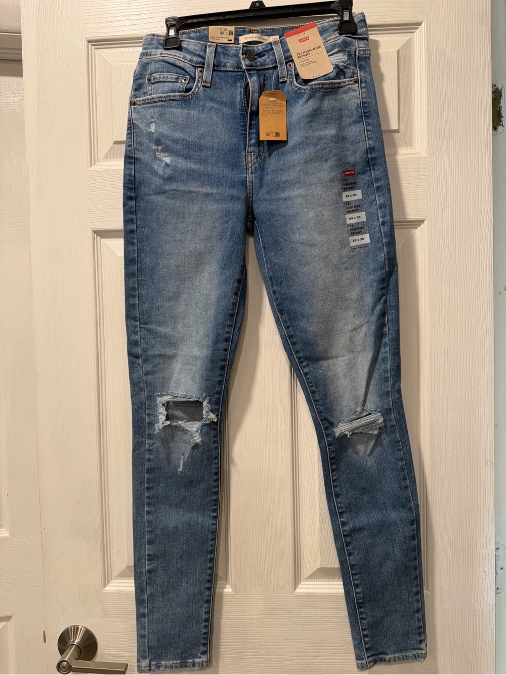 Levi's 721 High-Rise Skinny Women's  Ripped Skinny Jeans. Brand New!